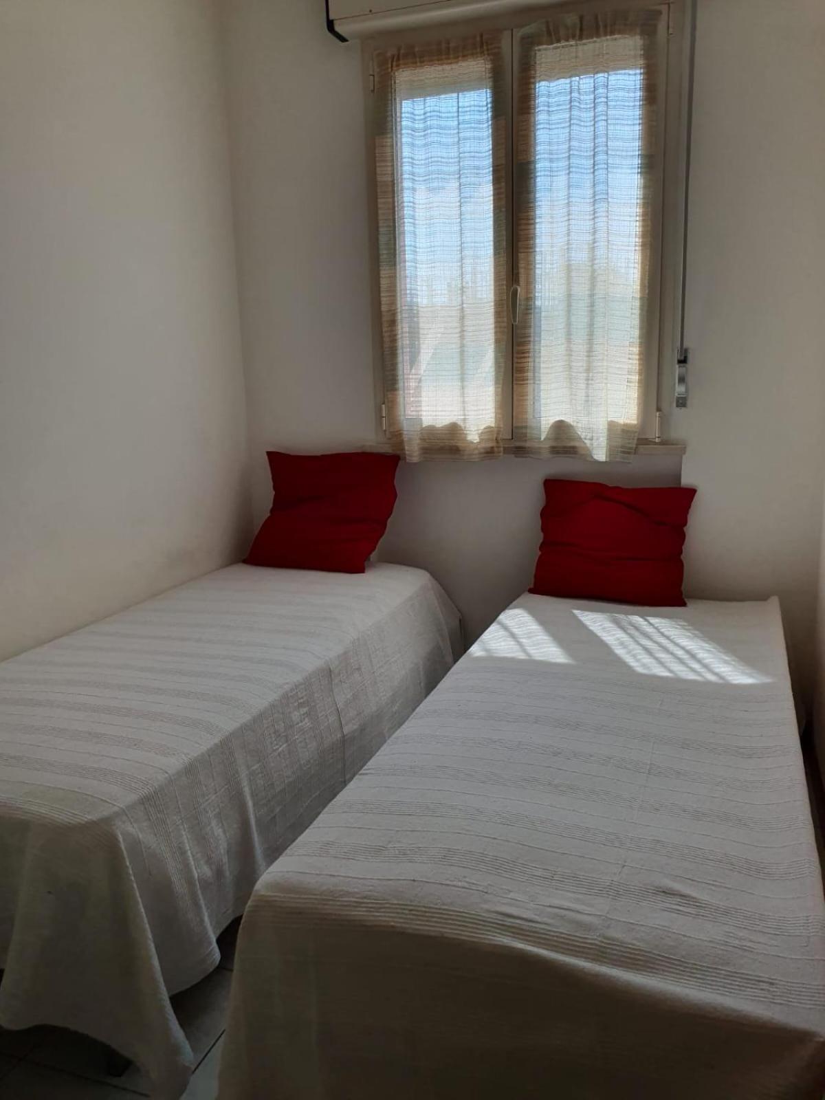 Hotel Holiday Martinsicuro Quarto foto