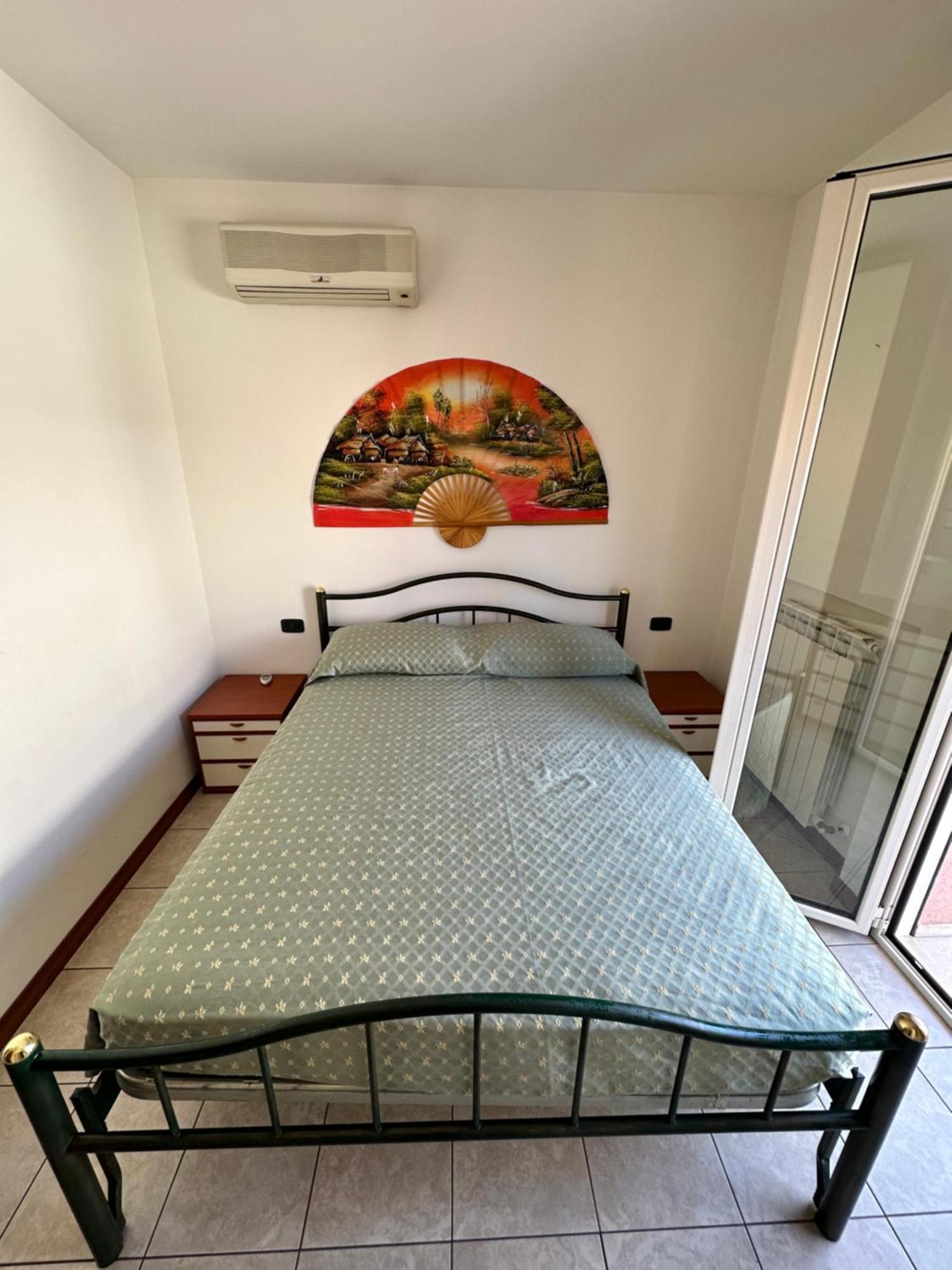 Hotel Holiday Martinsicuro Quarto foto
